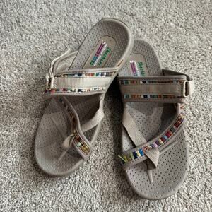 Skechers Reggae Mad Swag Strappy Slip On Sandals Women's Size 7.5 Toe Loop